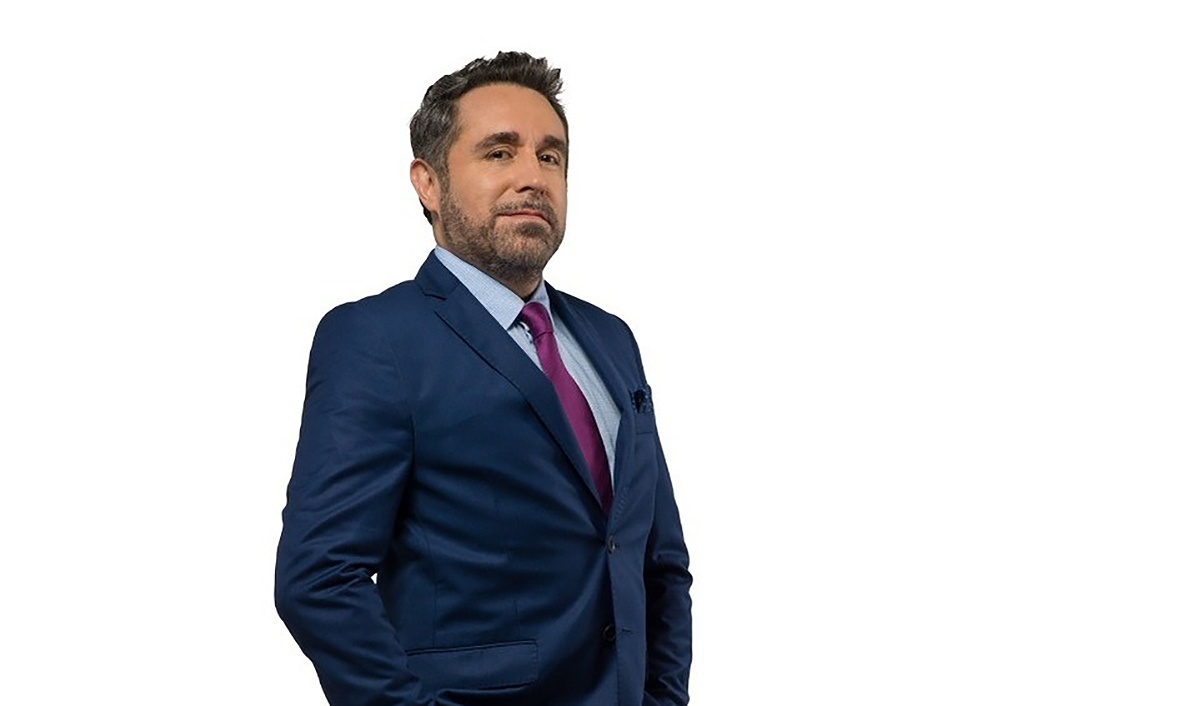 En la luna con Jesús Guzmán