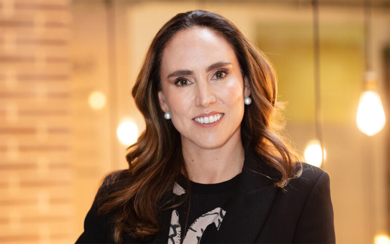 Natalia Serna Goldfish