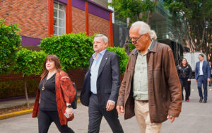 Ted Sarandos y su equipo de Netflix realizaron una visita a los Estudios Churubusco, donde supervisaron los foros y vieron los posibles espacios a ser intervenidos. Cristian Calónico, director general del complejo, comentó que durante la visita vieron todos los foros y evaluaron las necesidades de inversión