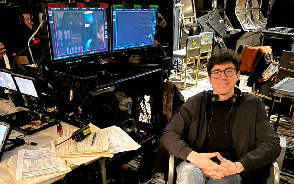 Yo no soy Mendoza (40x45’) de Sony Pictures Televisión, que estrena este miércoles 16 en Netflix, tuvo el reto abordar la última una idea original del colombiano Fernando Gaitán, para desarrollarla, crecerla, actualizarla y adaptarla al mercado mexicano, pero guardando la esencia de este escritor fundamental. Sobre este tema PRODU conversó con Miguel García Moreno, headwriter del proyecto. “Es un compromiso trabajar una obra póstuma de Fernando Gaitán” afirmó.