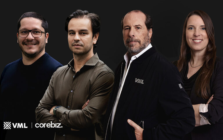 Felipe Macedo y Renan Mota, co-CEO´s y fundadores de Corebiz junto a Juan Pablo Jurado, CEO de VML Latinoamérica y Glenda Kok, Chief Technology and Commerce Officer de VML LATAM