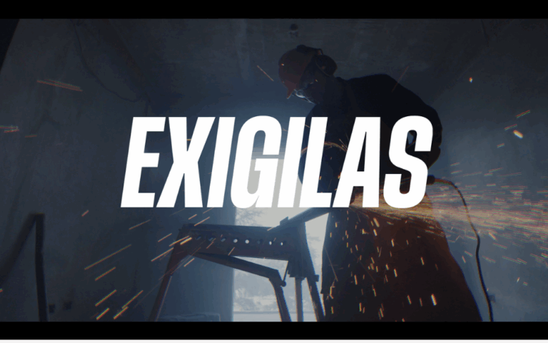 El comercial muestra una sucesión de entornos laborales donde las herramientas enfrentan escenarios de alta exigencia