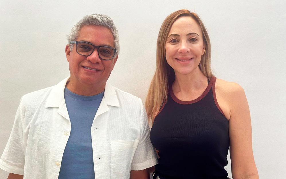 Leonardo Aranguibel y Mariana Pérez de Disney