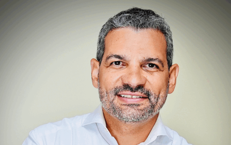 Andy Checo, estratega de comunicaciones y managing director de résonant