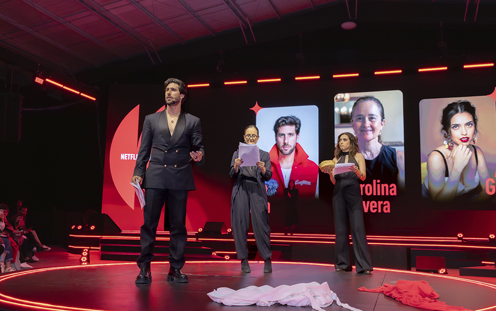 Durante Front Row 2025, el primer evento de Netflix Ads en México, los directivos de la compañía presentaron ante cientos de anunciantes su estrategia de crecimiento y los resultados del plan con anuncios, consolidando así el compromiso de Netflix con la innovación publicitaria en el país.