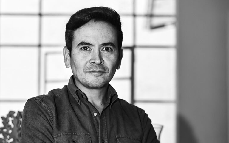 Alejandro Andrade, cineasta, director y guionista de la pelicula Hombres íntegros