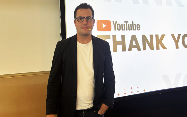 En NXT Media Days, el director de Empresas de Medios de YouTube en Español , Juan Pablo Robert, para Latinoamérica aseguró que la plataforma, que celebra 20 años, redefine el consumo audiovisual al poner al usuario en el centro y permitir la “masificación del nicho”.