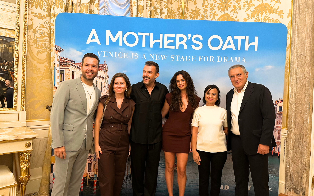 A Mothers Oath Lanzamiento en Venecia