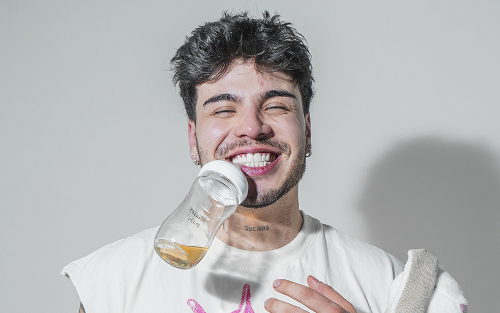 Sebastián Villalobos como padre