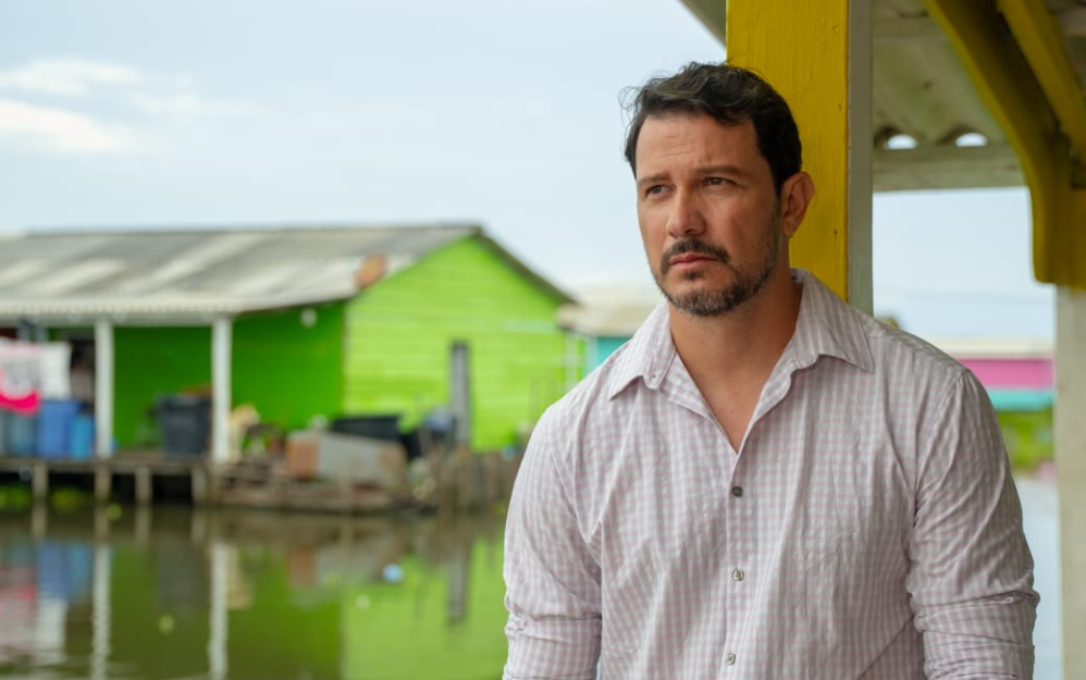 Emerson Rodríguez El Profe Arquímedes Padilla en El canto del boga