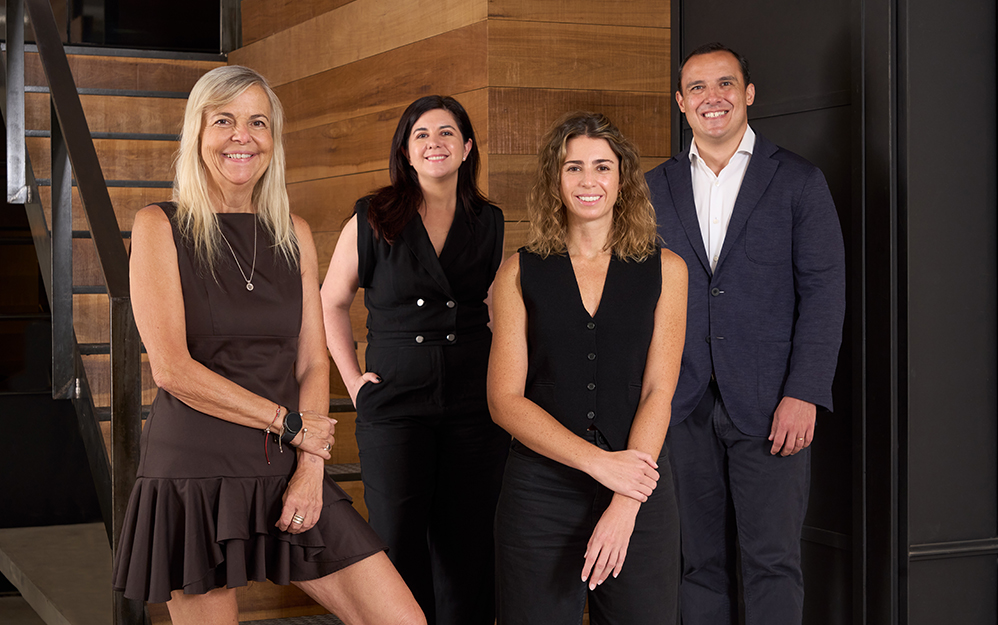 Luciana Acuña Elias, Directora de Operaciones y Agustina Rovira, Directora Sr. de Asuntos Corporativos & Stakeholder Engagement de ágora