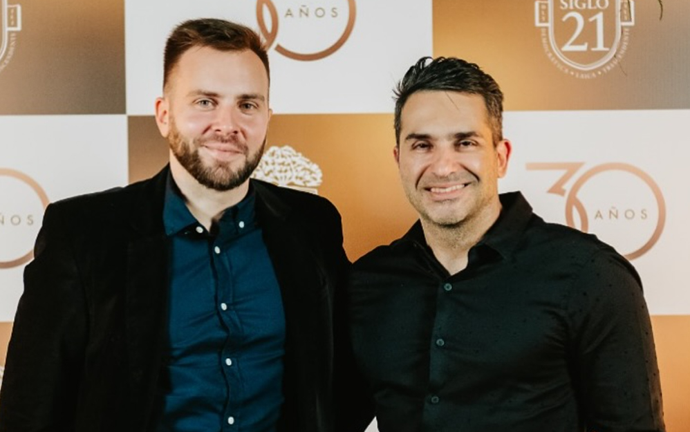 Gabriel Uccello, cofundador, junto a Sebastián Senosiain, co-CEO de Worker