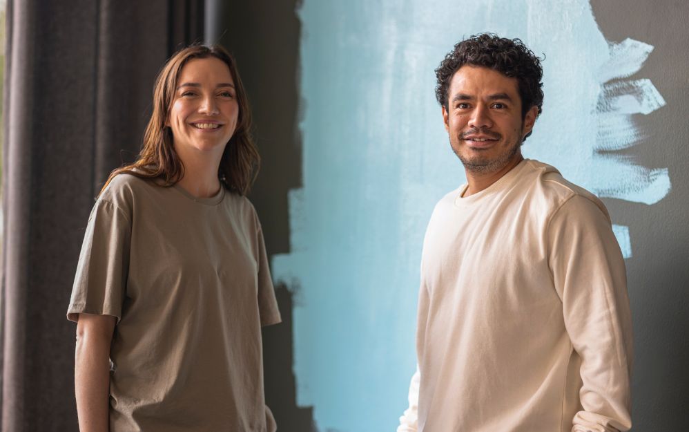 Regina Blandón y Memo Villegas Enloqueciendo contigo 2