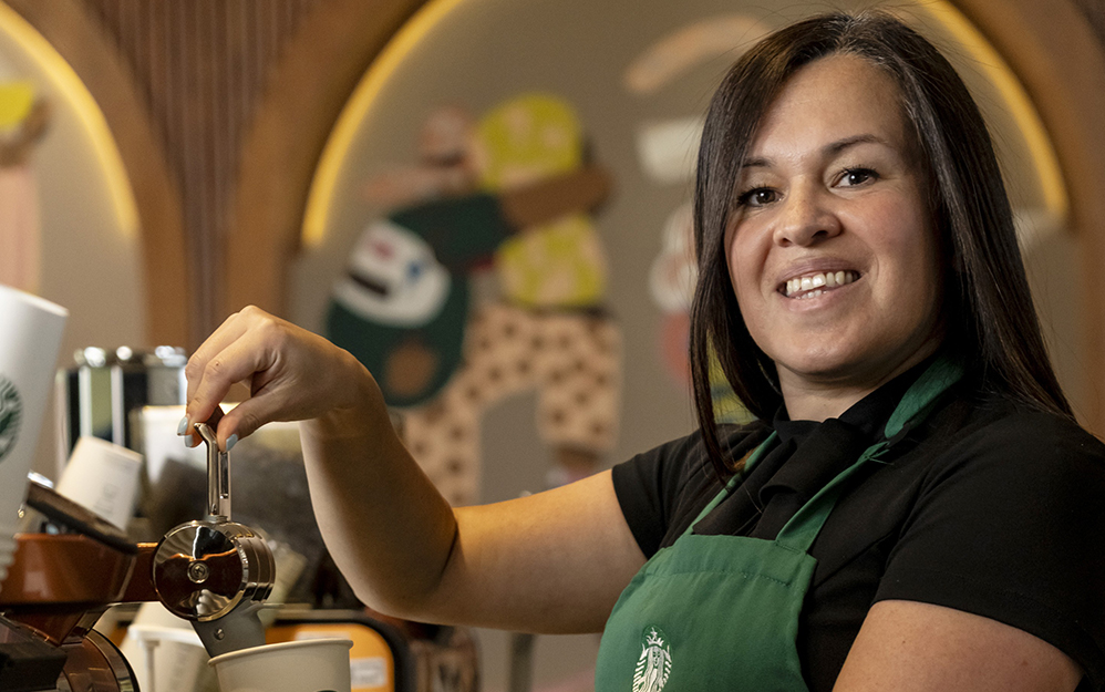 Georgina Cabral, subdirectora de Marketing de Starbucks México