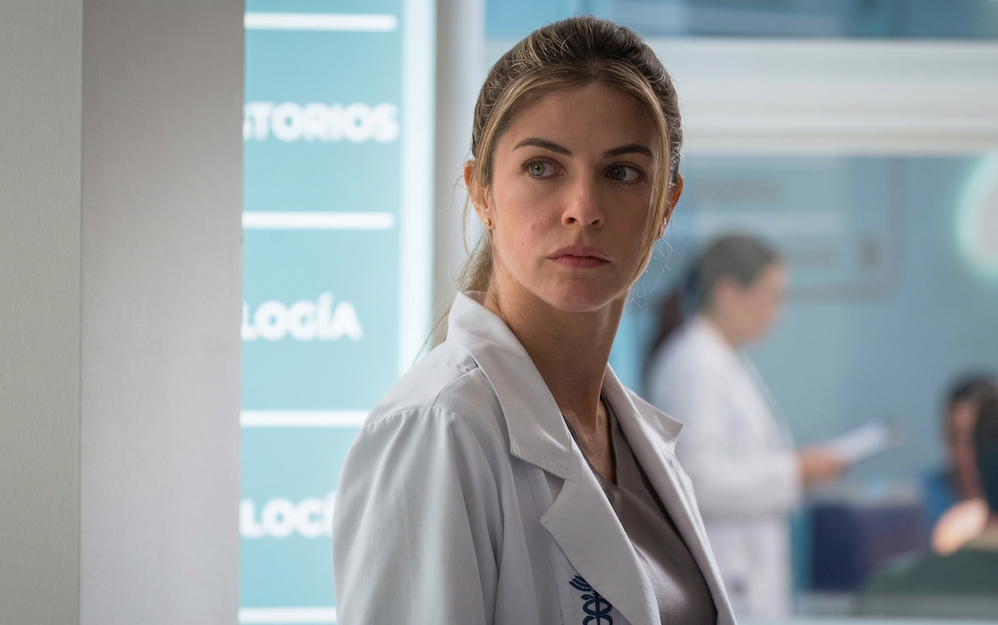 Stephanie Cayo en Doc