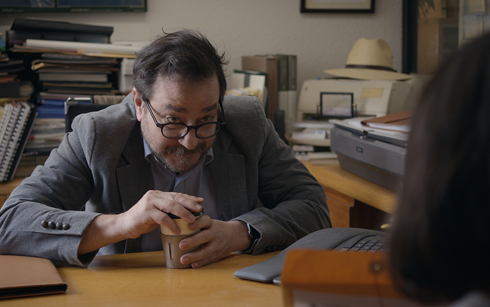 En el marco de la 41° edición del Festival Internacional de Cine en Guadalajara (FICG), la cineasta Issa García Ascot presenta su ópera prima, Lo que nos van dejando. El film estará en competencia por el Premio Mezcal y por el Premio Maguey.