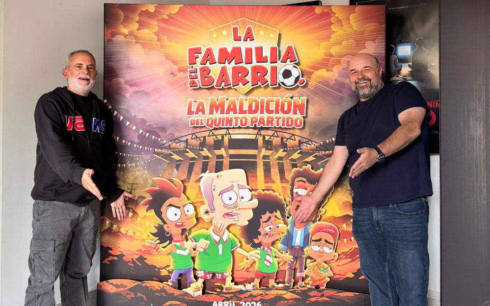 Tras dos décadas de irreverencia en plataformas digitales y televisión, Teco Lebrija y Arturo Navarro de F3 Media se preparan para lo que esperan sea un éxito masivo en cines: La Familia del barrio: la maldición del quinto partido.