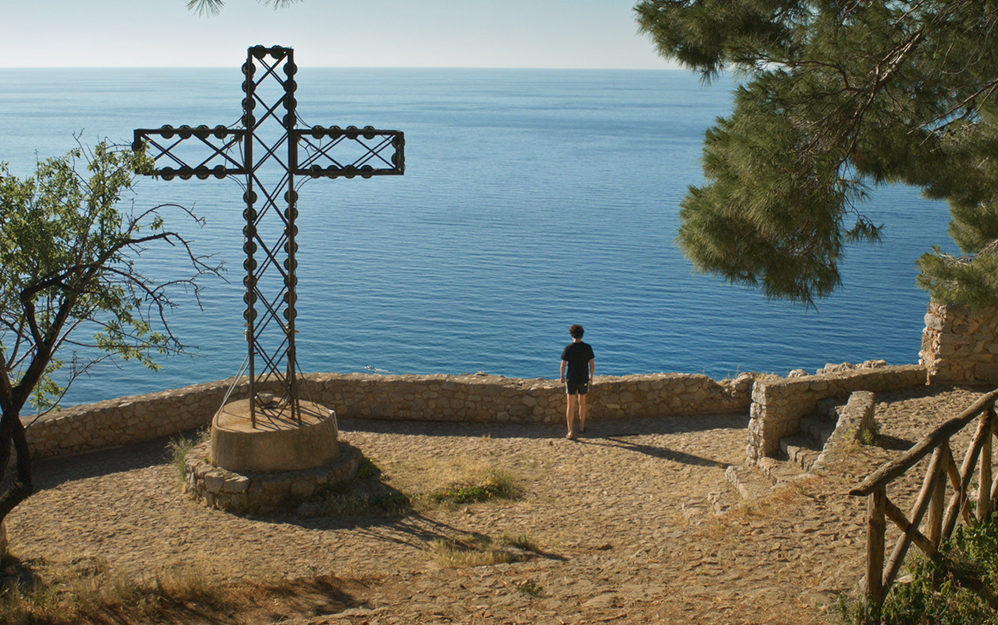 Gustavo Loza presenta Renacer en el FICG: Una respuesta familiar y amorosa para equilibrar el debate social