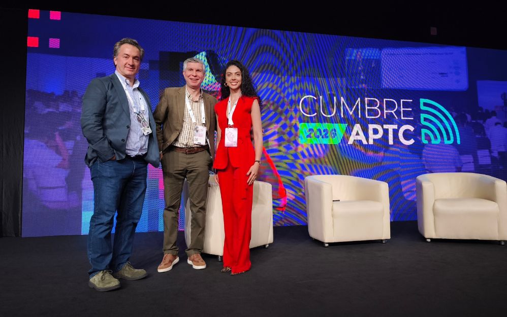 Julián Giraldo de RCN, Ernesto Ecarri de PRODU y Catalina Ramos de Ottera