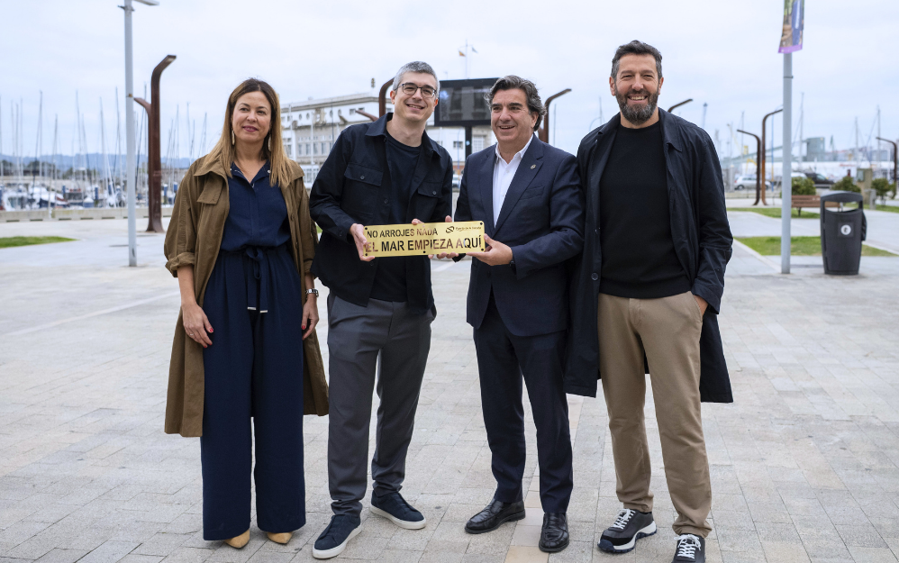 Ardora se suma a una campaña impulsada por la Autoridad Portuaria de A Coruña, que busca sensibilizar sobre el impacto de los residuos urbanos en el ecosistema marino