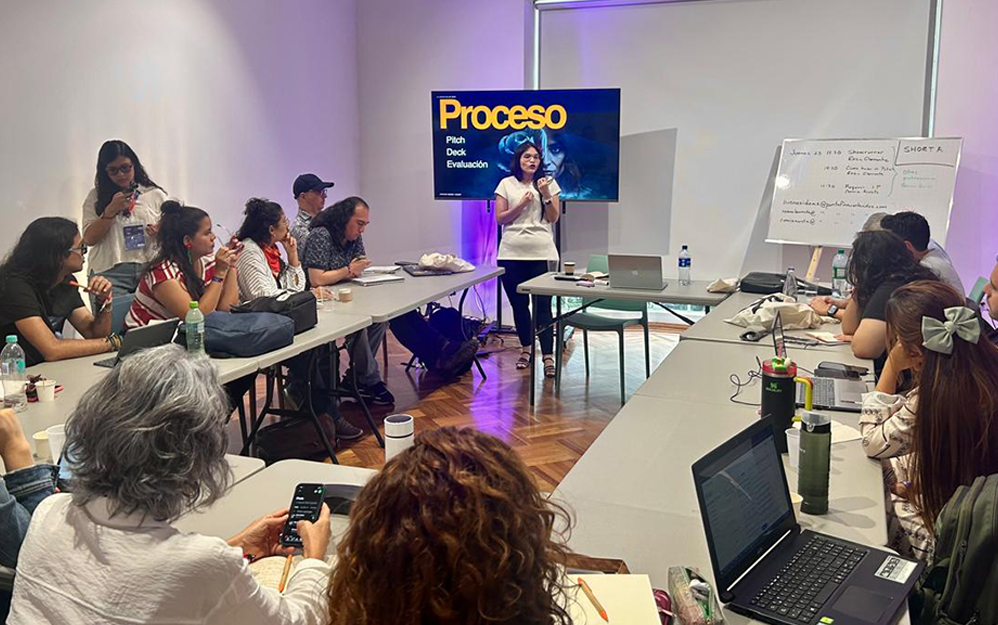 Connie Acosta, Country Manager de Punta Fina Colombia, participa en La semana del guion en Cali.