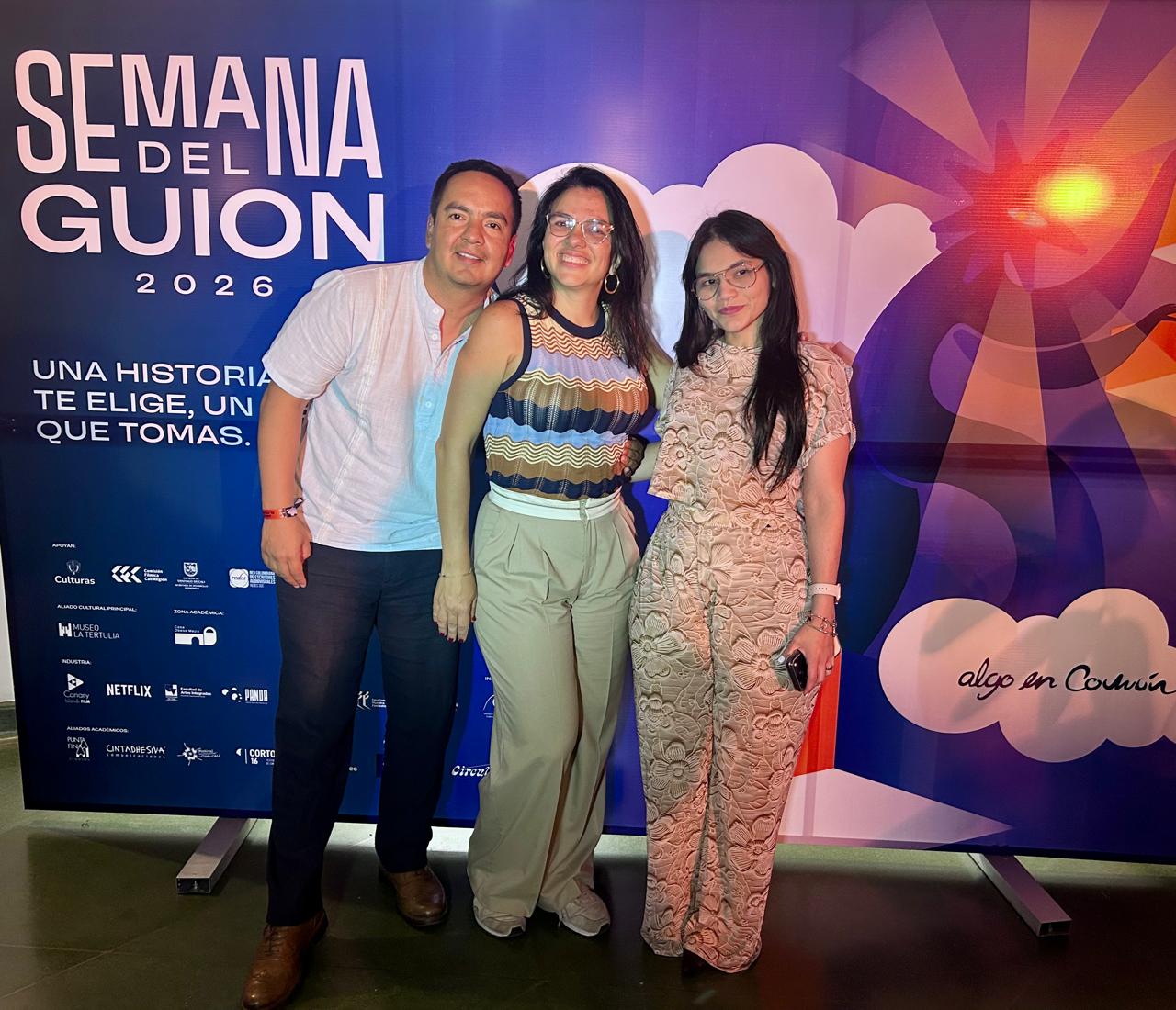 Víctor Ortiz, coordinador de Punta Fina Academy, Rosa Clemente, fundadora y Connie Acosta, country manager de Colombia y head writer de Punta Fina Global. Todos presentes en La semana del guion en Cali.