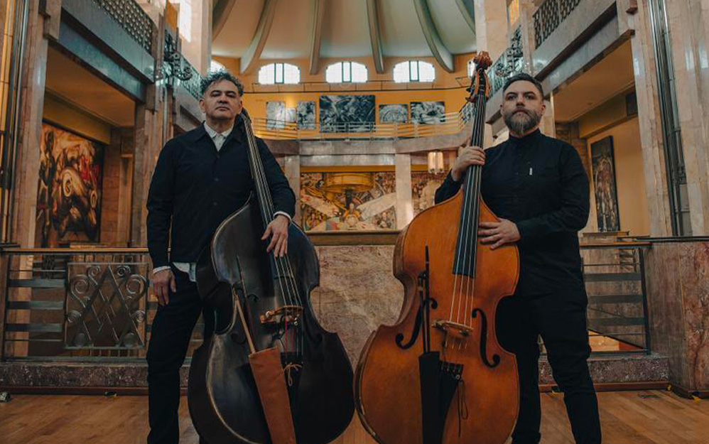 Quique Rangel y Mike Sandoval del dueto 2 Contrabajos