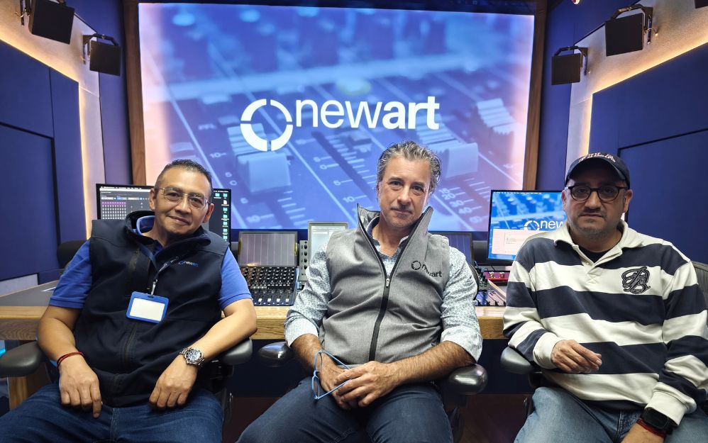 Atondo, Dondé y Lomelí durante un momento de la entrevista en la sala Dolby Cinema de New Art