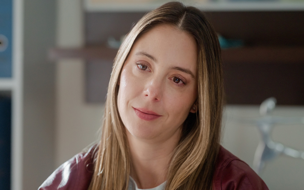 Sofía Niño de Rivera interpretando al personaje de Lorena en la serie El otro padre de Netflix.