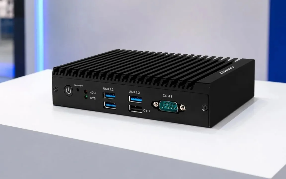 Entre las novedades de la marca destaca el modelo DN84-E, un reproductor con tecnología Power over Ethernet Plus (PoE+)