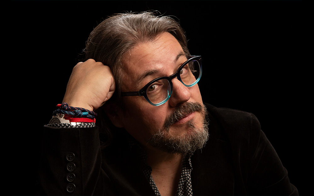 Rodrigo Llop, fundador de Azul Chiclamino, analiza en #PRODUPrimetime el impacto del datatelling y la inteligencia artificial en la creación de pitches y la venta de contenidos audiovisuales.