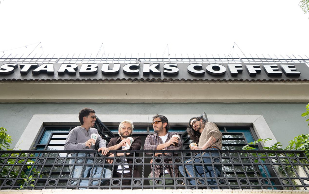 Como parte de la alianza, los fans podrán conocer las bebidas que cada integrante de Morat elige en Starbucks