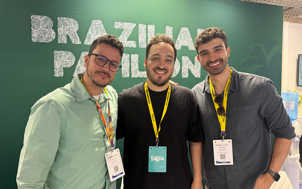 



Gui Vieira, André Brandt y Gui Cintra de Farra de Brasil
 


 


