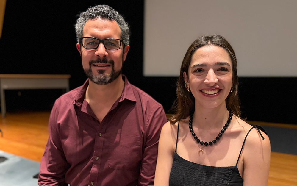 José Miguel Álvarez y Stephanie García Sabatier presentan los cursos de sostenibilidad audiovisual. Se trata de una iniciativa de AMACC, Mrs. Greenfilm y EFD Studios