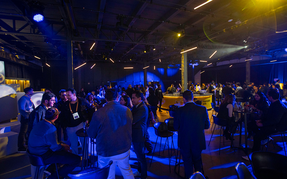 Tras las ponencias y los reconocimientos, los asistentes compartieron un espacio de networking para intercambiar ideas y conectar con colegas de la industria